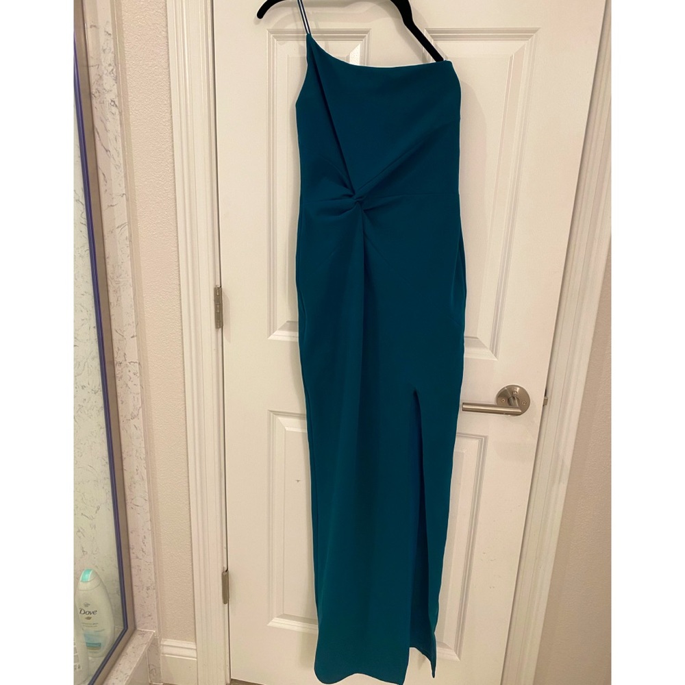 Beautiful Teal One-Shoulder Gown